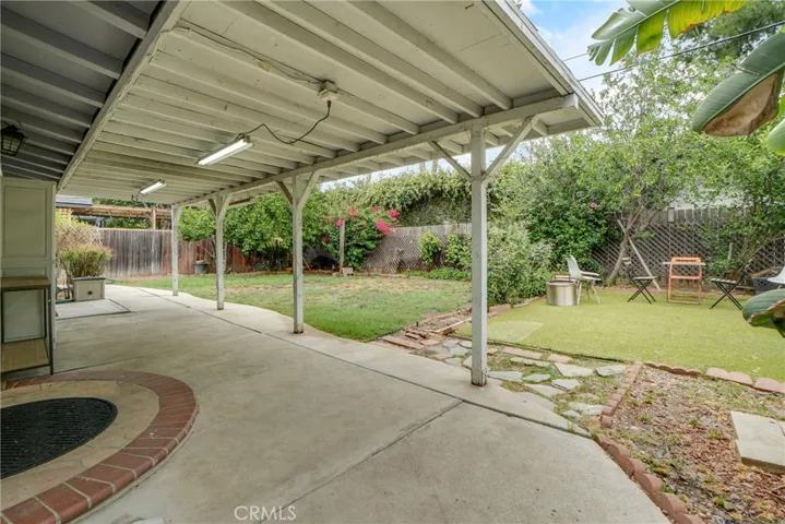 20510 Hamlin St, Winnetka, California 91306