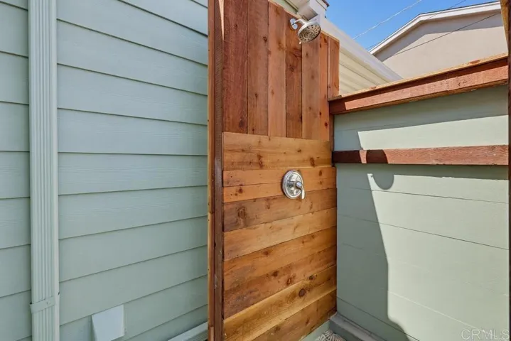 4266 Morrell, San Diego, California 92109