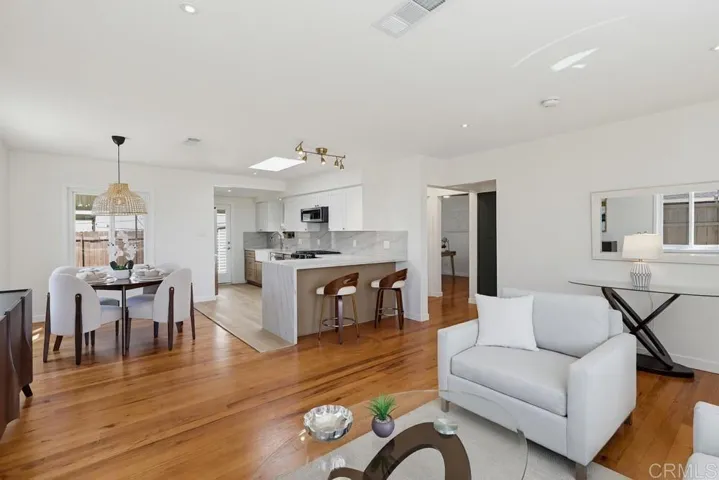 4266 Morrell, San Diego, California 92109