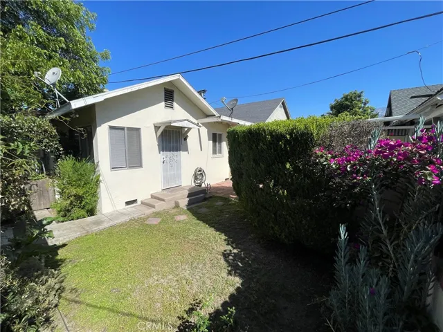 449 N 8th Avenue B, Upland, California 91786