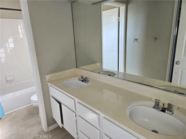 15721 Lake Ridge Road, Lake Elsinore, California 92530