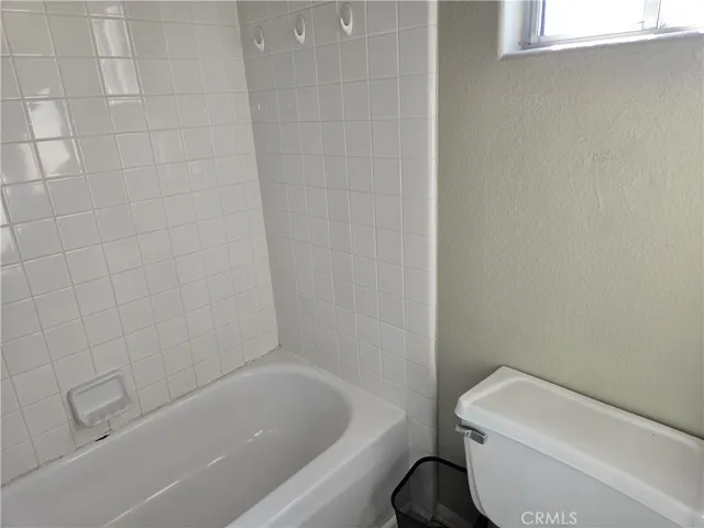 15721 Lake Ridge Road, Lake Elsinore, California 92530