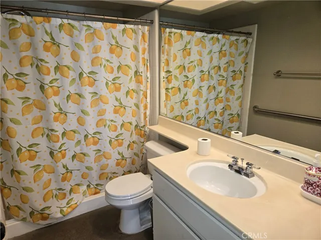 15721 Lake Ridge Road, Lake Elsinore, California 92530