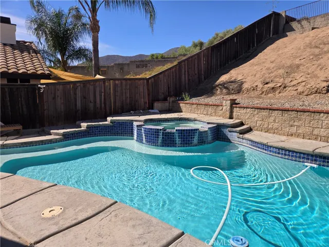 15721 Lake Ridge Road, Lake Elsinore, California 92530