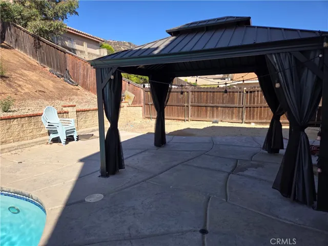 15721 Lake Ridge Road, Lake Elsinore, California 92530