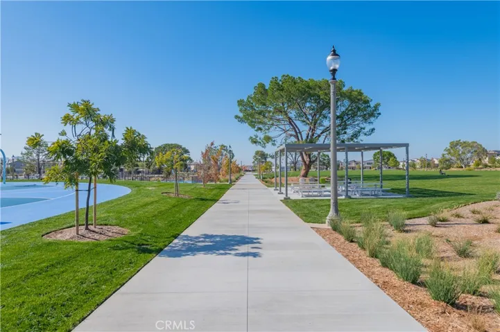 park trail