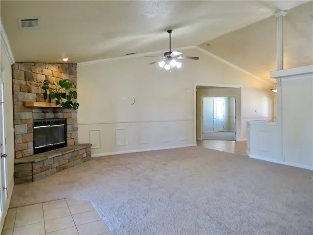 7445 El Manor, Hesperia, California 92344