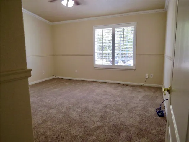 7445 El Manor, Hesperia, California 92344