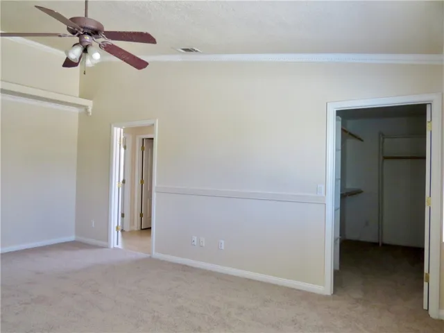 7445 El Manor, Hesperia, California 92344