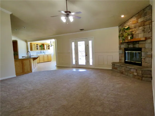 7445 El Manor, Hesperia, California 92344