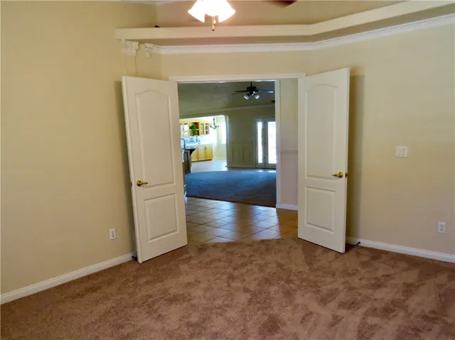 7445 El Manor, Hesperia, California 92344