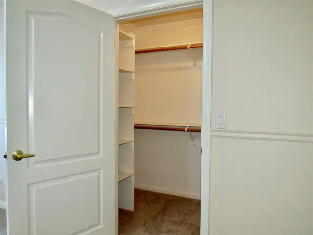 7445 El Manor, Hesperia, California 92344