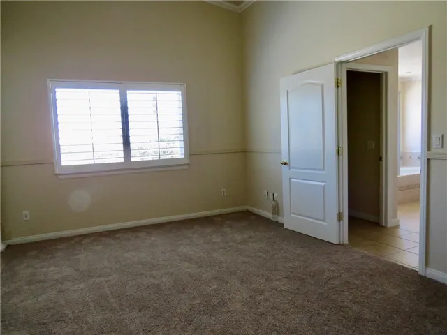 7445 El Manor, Hesperia, California 92344