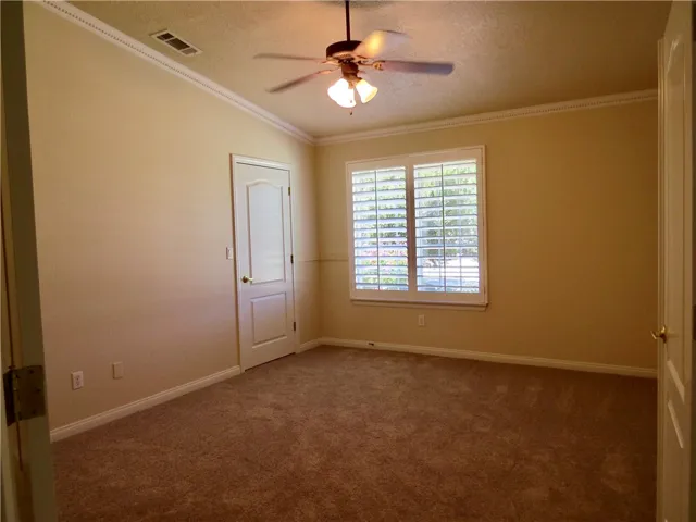 7445 El Manor, Hesperia, California 92344