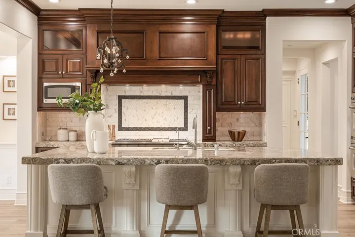 Kitchen with huge island
