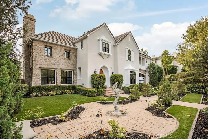 4215 Hidden Oaks, Yorba Linda, California 92886