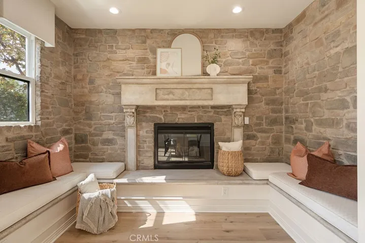Fireplace sitting area