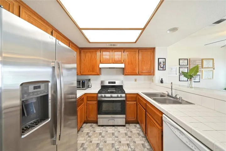 13540 Blue Sage Court, Victorville, California 92392