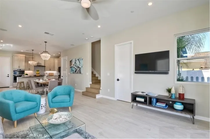 187 Daisy, Imperial Beach, California 91932
