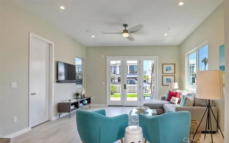 187 Daisy, Imperial Beach, California 91932