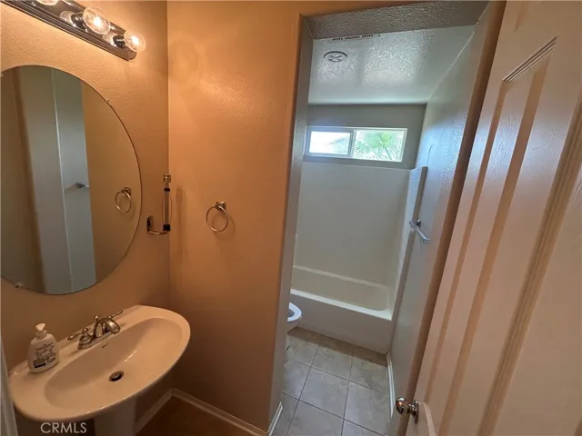 1531 Preston, Perris, California 92571