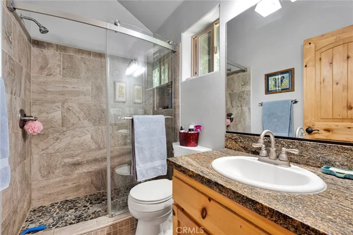 Upstairs Full Bath