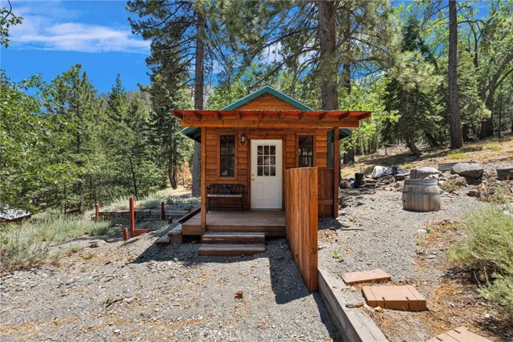 Outdoor Guest Room