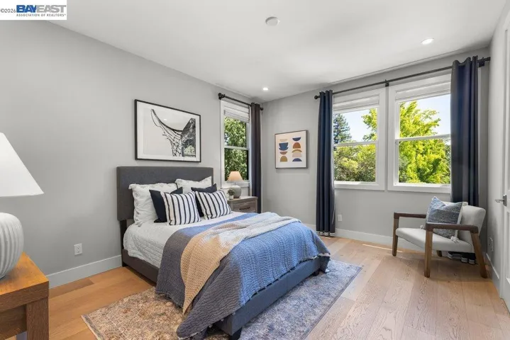 Secondary bedroom