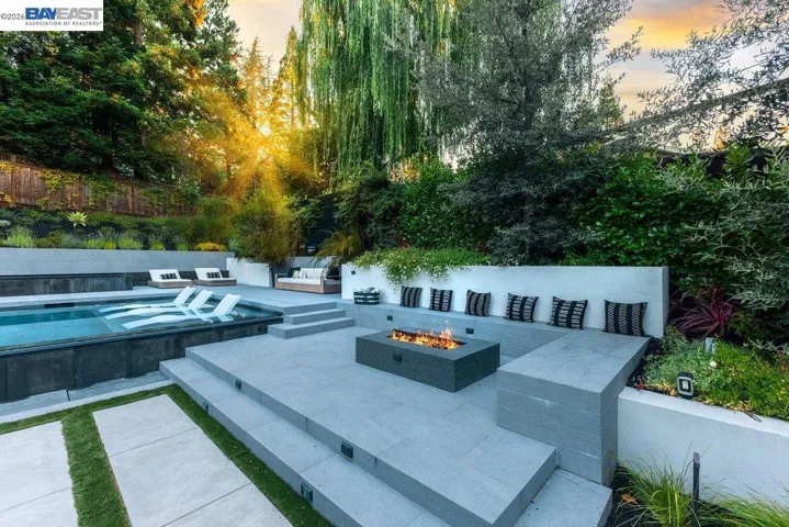 271 Livorna Heights Road, Alamo, California 94507