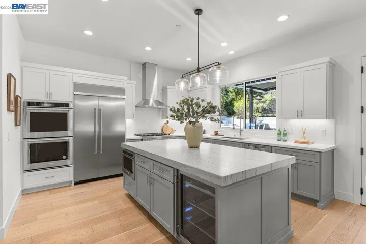 271 Livorna Heights Road, Alamo, California 94507