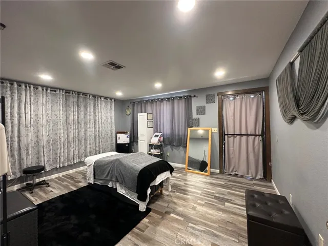 12064 Jacaranda Avenue A&b, Hesperia, California 92345