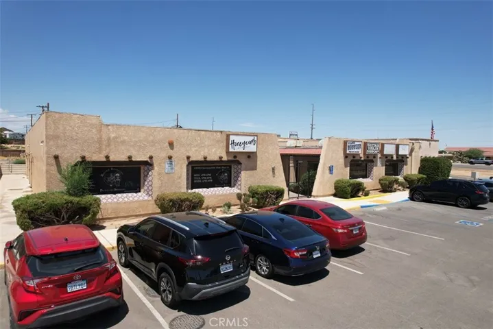 12064 Jacaranda Avenue A&b, Hesperia, California 92345