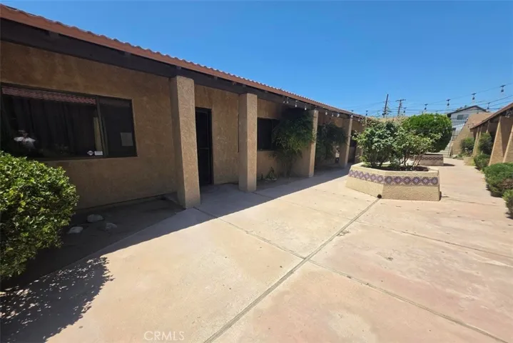 12064 Jacaranda Avenue A&b, Hesperia, California 92345