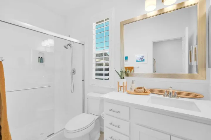 Lower Level full Bathroom