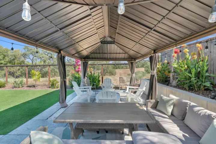 7040 Vintner Court, Gilroy, California 95020