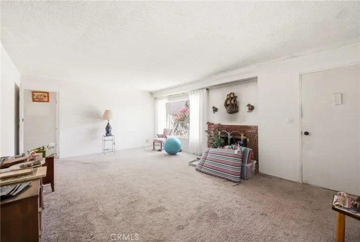 2665 Calle Limonero, Thousand Oaks, California 91360