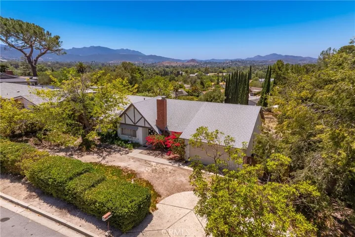 2665 Calle Limonero, Thousand Oaks, California 91360