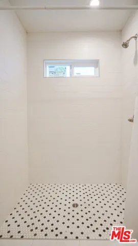 6112 Saturn Street, Los Angeles, California 90035