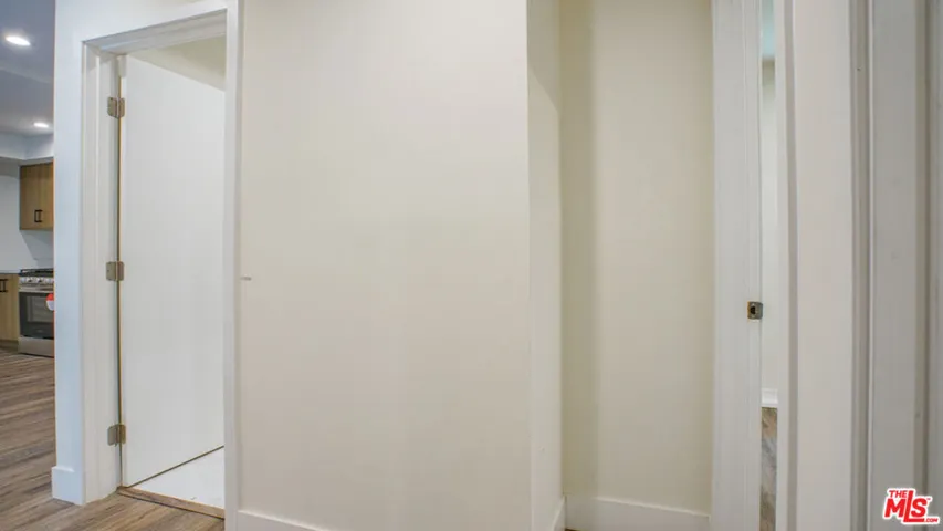6112 Saturn Street, Los Angeles, California 90035