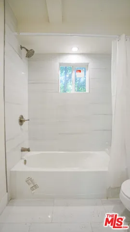 6112 Saturn Street, Los Angeles, California 90035