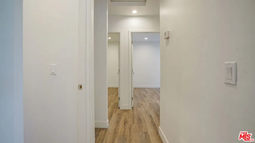 6112 Saturn Street, Los Angeles, California 90035