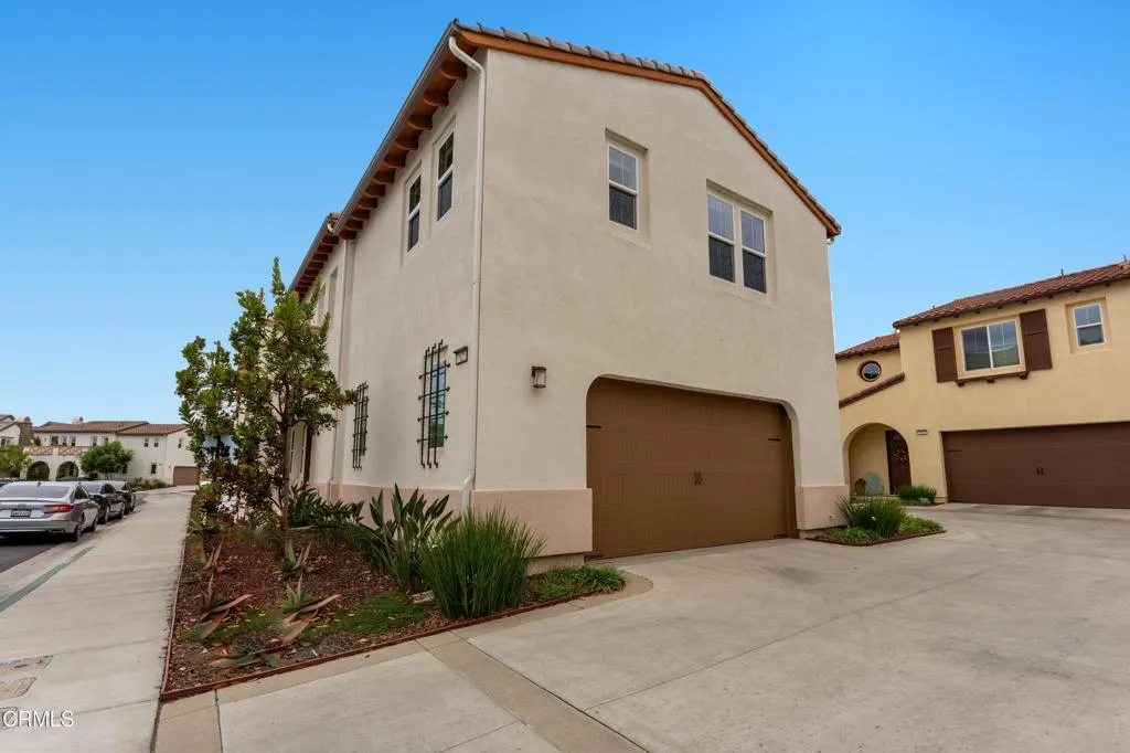 1625_Range_Rd_MLS-32 - edited with AI