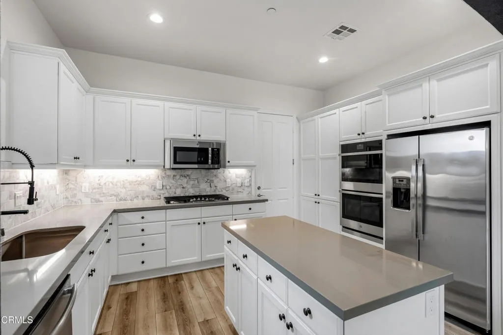 _1625 Range Rd MLS-12