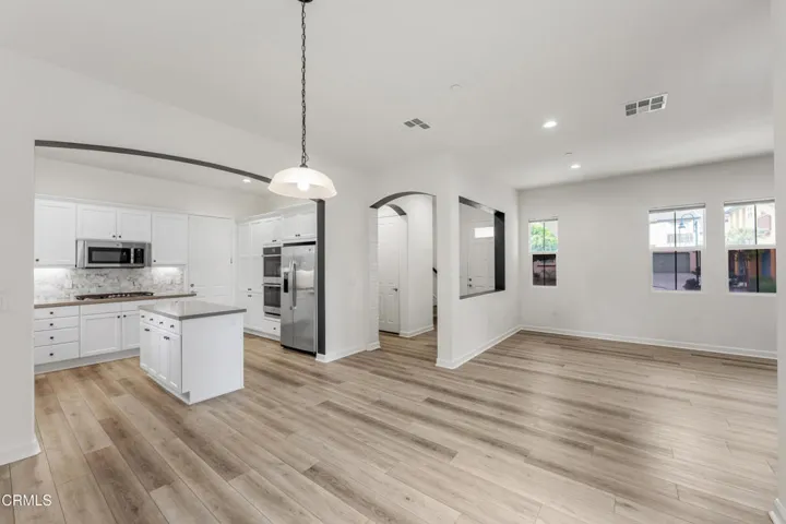 _1625 Range Rd MLS-10