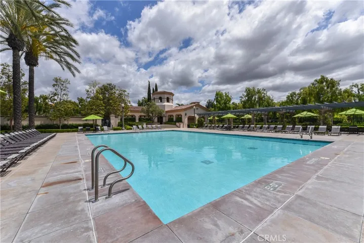 22 Maywood, Irvine, California 92602