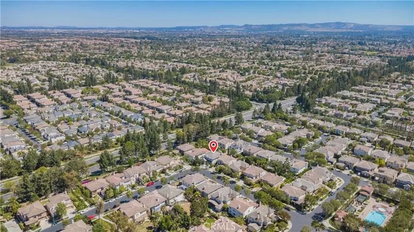 22 Maywood, Irvine, California 92602