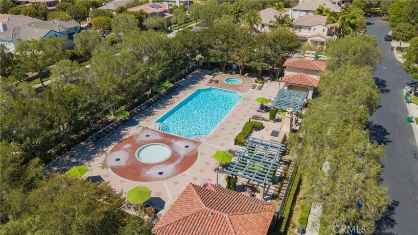 22 Maywood, Irvine, California 92602