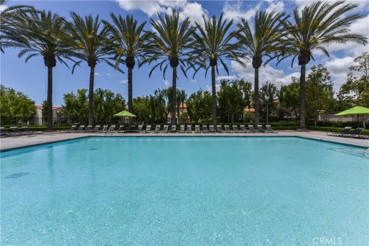22 Maywood, Irvine, California 92602
