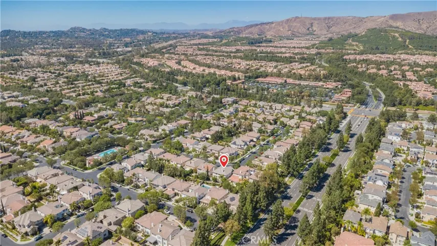 22 Maywood, Irvine, California 92602