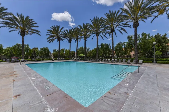 22 Maywood, Irvine, California 92602